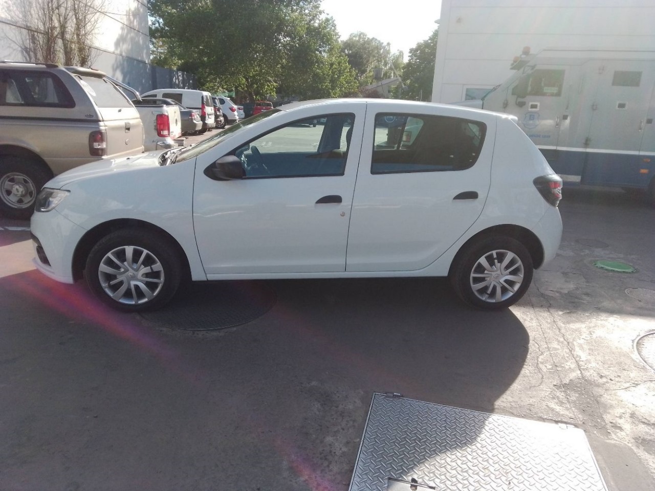 Foto de Renault SANDERO PH2 LIFE 1.6